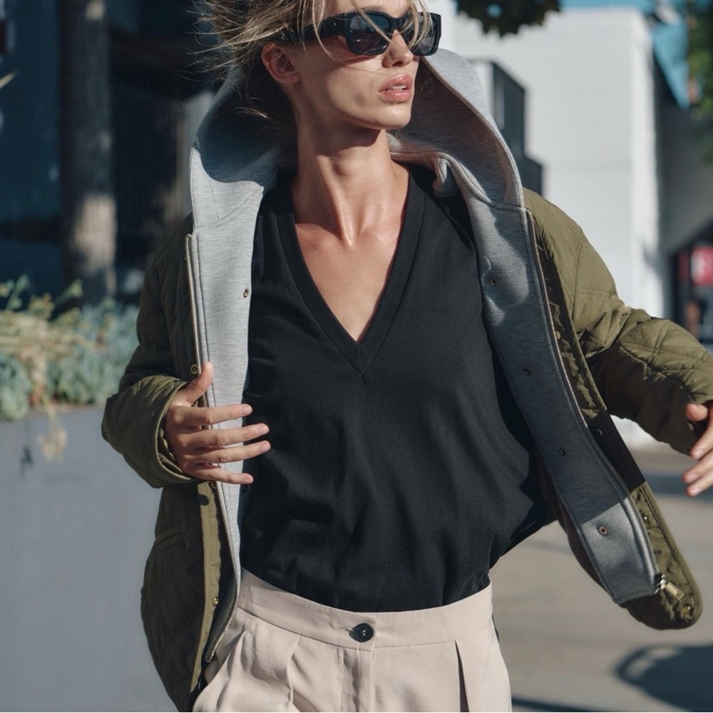 Zara women’s size Small removable hood jacket